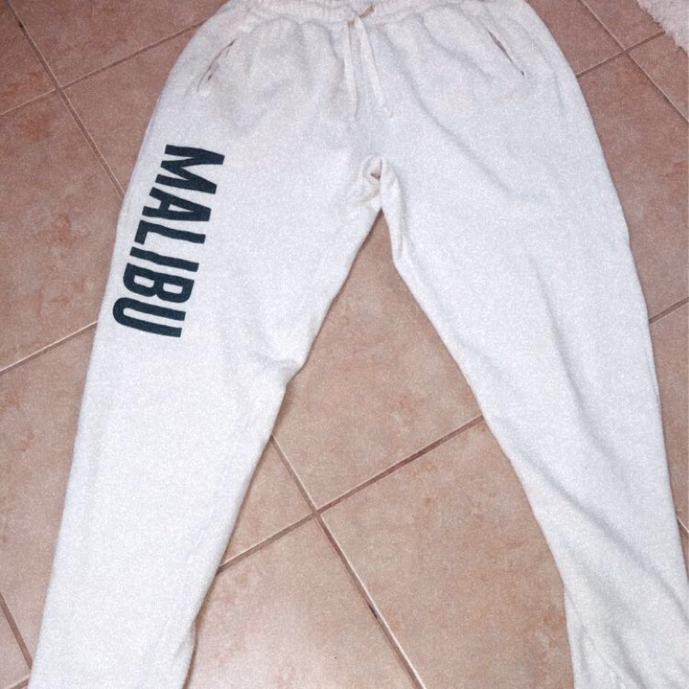 Brandy Melville Malibu Sweatpants